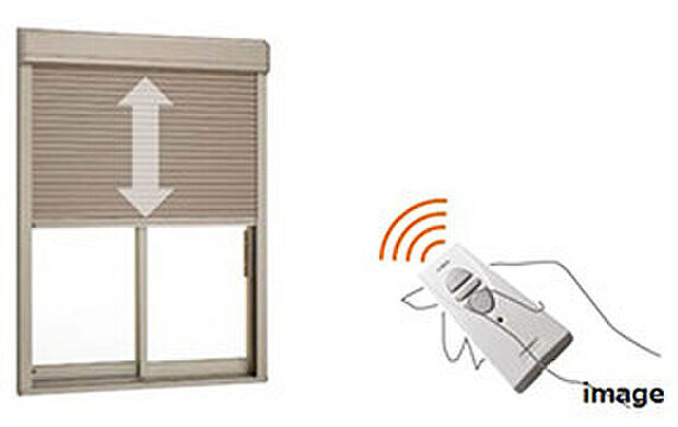 【電動シャッター雨戸】1階引違い窓には防風・防犯性を高める電動シャッターを採用。窓を開けずにスイッチひとつで開閉できるので便利です。