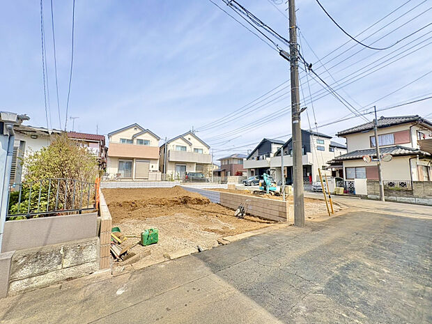 東栄住宅では統一感のあるカラーリングを採用し、ただの建売にはない、デザインを目指しております。　