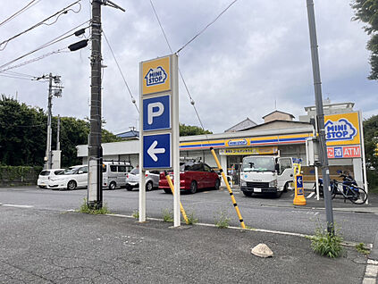 ミニストップ関町南2丁目店 281m