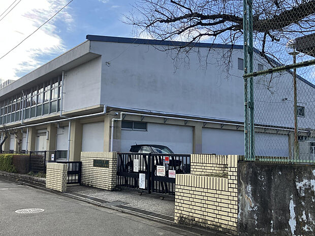 市立第七中学校（約971m）