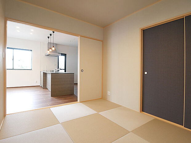 【ブロードヴィレッジ9梅井】クリエイト施工例。見学可能な建売モデルございます!はじめての見学予約でアマゾンギフトカード3000円分プレゼント!ご利用ください!TEL:0120-31-8848