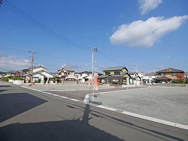 【ブロードヴィレッジ47曽根】現地へご案内いたします。はじめての見学予約でアマゾンギフトカード3000円分プレゼント!ご利用ください!TEL:0120-31-8848