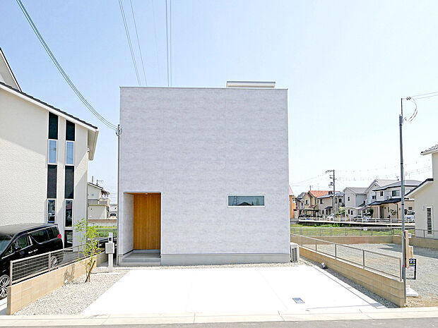 【【BV３播磨町二子】外観施工例】現地や見学可能な建売モデルへご案内いたします！はじめての見学予約でアマゾンギフトカード3000円分プレゼント！ご利用ください！TEL:0120-31-8848