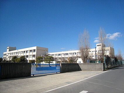 蓮池小学校 160ｍ～210ｍ(徒歩約２分～３分)