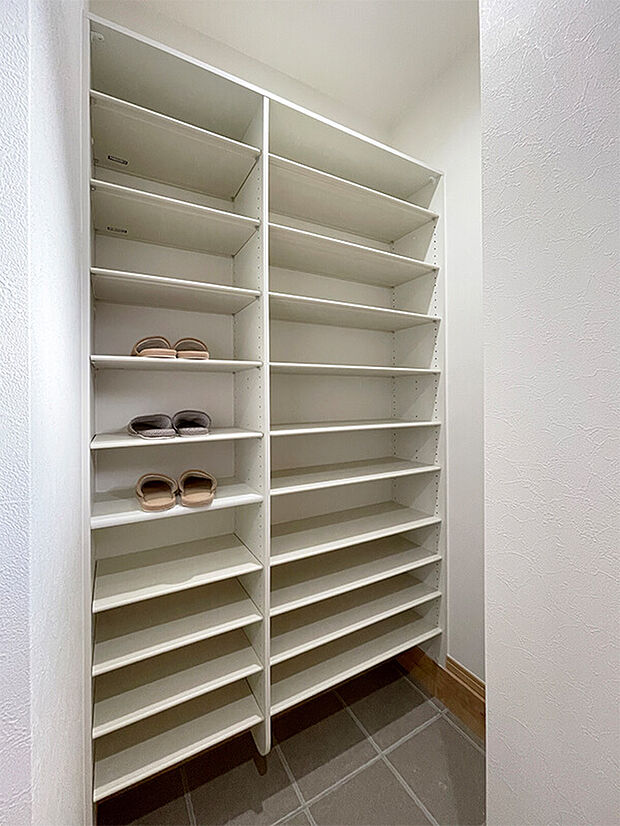 【[施工例]SIC】靴はもちろん、アウトドア用品の収納にも◎