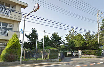 八街中学校 約850m(徒歩約11分)