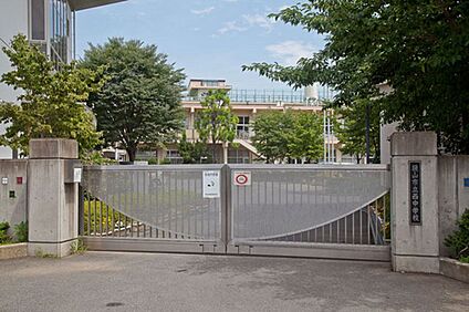 狭山市立西中学校 1550m