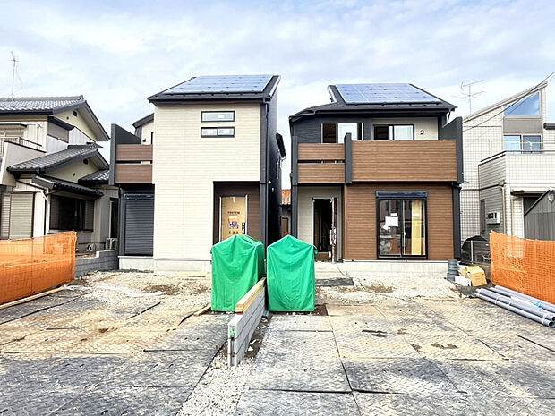 足場解体【2026/2/27撮影】　南側は奥行き12m。カースペース3台分を確保した、ゆとりある配置です。