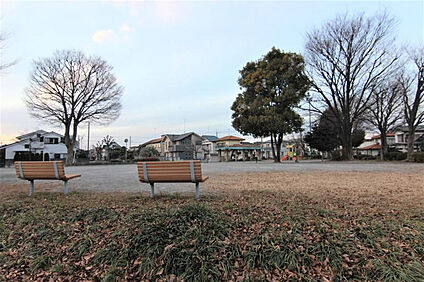 東武中央公園 230m