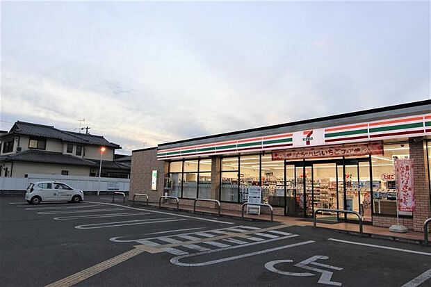 セブンイレブン幸手緑台店（約650m）