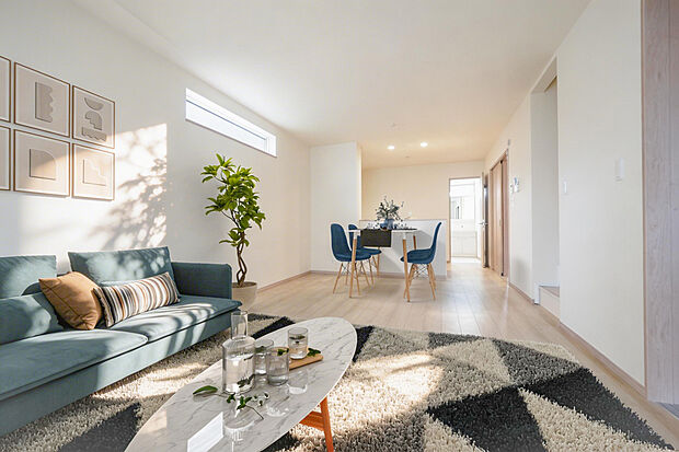 【【　LDK　／　A号棟　】】※家具や小物はCGによるイメージです