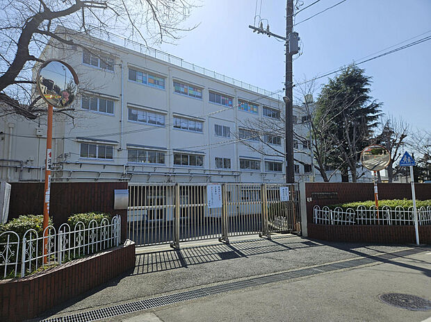 中田小学校（約831m）