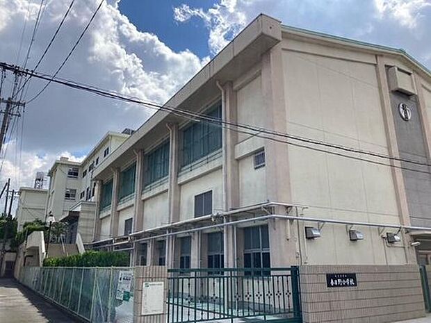 名古屋市立春日野小学校（約1,105m）