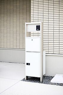 B棟宅配ボックス