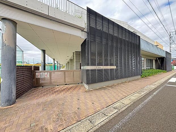 北名古屋市立師勝中学校（約616m）