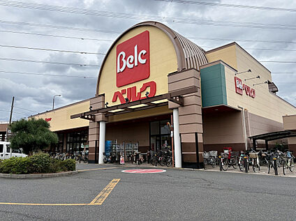 ベルク池田店 1040m