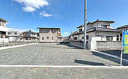 山梨県甲斐市西八幡字梅ノ木647番2、651番1