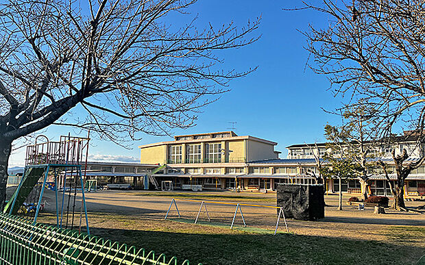 豊岡南幼稚園(約870m)