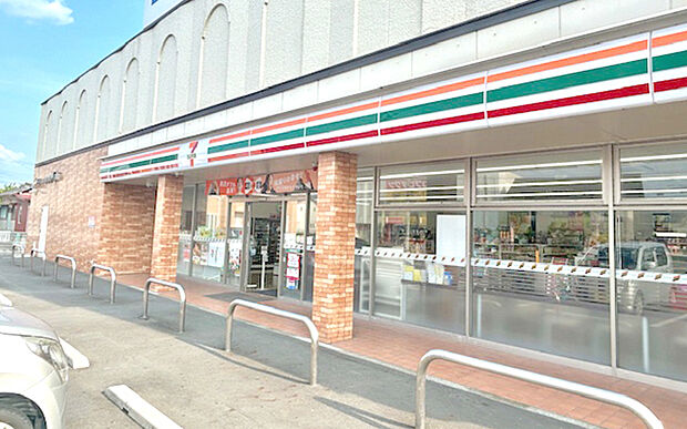 セブン-イレブン 伊勢崎今泉町1丁目店(約450m)