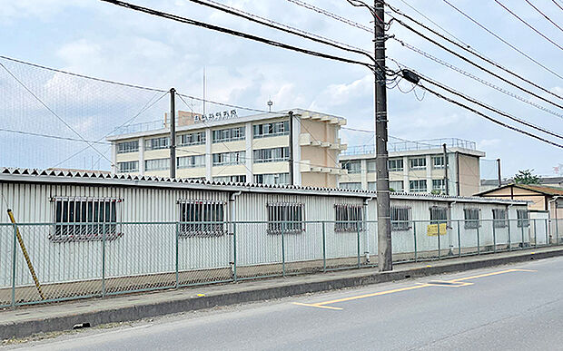 日高市立高萩北中学校(約2,480m)