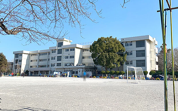 我孫子市立湖北台東小学校（約90m）