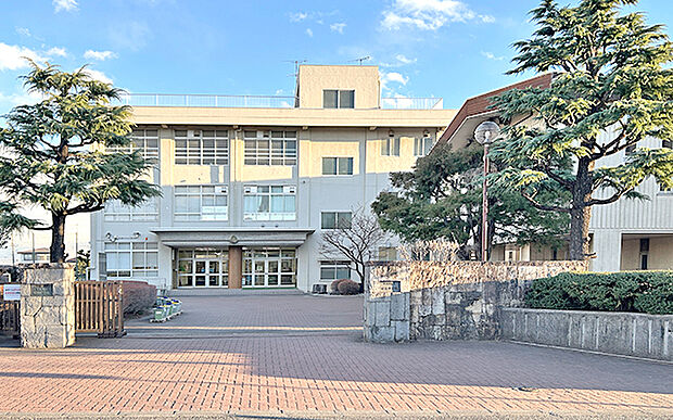 相模原市立田名中学校（約1,440m）