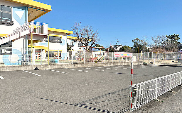 明和学園京都白鳥幼稚園（約900m）