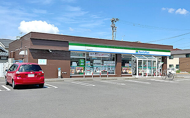 ファミリーマート 新潟逢谷内店(約410m)