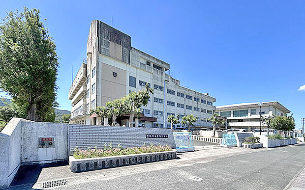 市立東陽中学校(約1,210m)