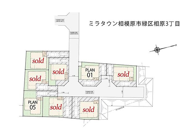 車の通り抜けがなくお子様も安心♪広めの道路で駐車もしやすいです。