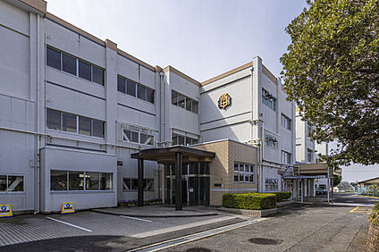 豊田市立高橋中学校 約530m～720m(徒歩7分～9分)