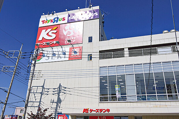 草加セーモンプラザ（現地より徒歩10分）