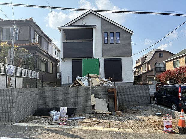 お近くの完成物件ご案内可能です◎
お気軽にお問い合わせください!