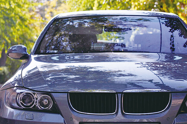 セカンドカーの駐車やお客様用に便利な2台分のカースペースを全邸に確保しています。