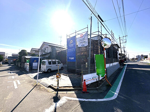 外観　敷地面積67坪！駐車スペース並列3台あり！