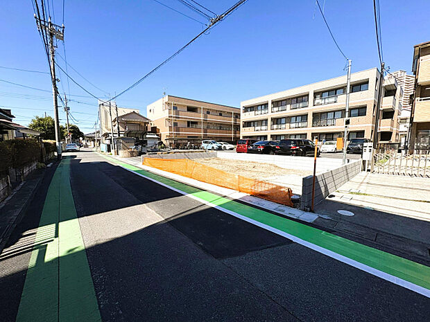 外観　敷地面積25坪！駐車スペース2台あり！主寝室可変型プラン採用！！