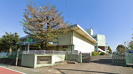 厚木市立妻田小学校 515m