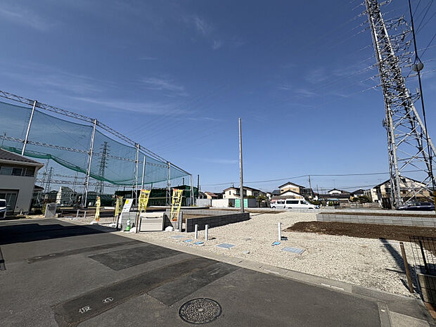 【外観写真】食器洗浄乾燥機や浴室換気乾燥機など、暮らしをサポートする機能的な設備を多数搭載◎南向きの陽当たり良好地♪生活利便性と明るく心地よい住宅環境実現！　