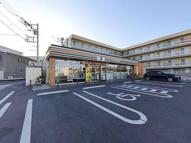 セブンイレブン桶川西2丁目店（約834m）