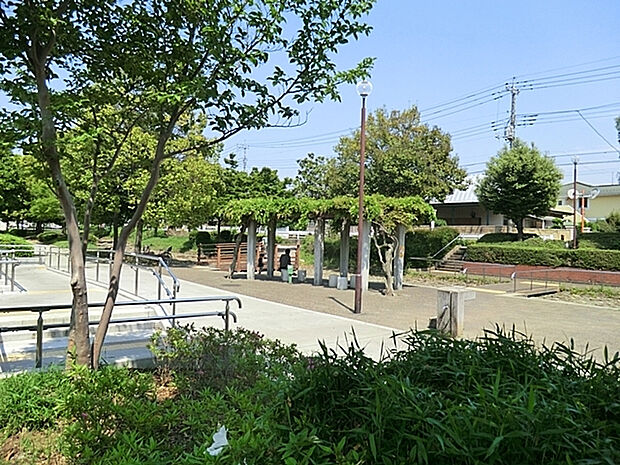 東大宮親水公園（約400m）
