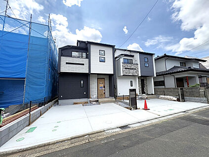 【外観写真】2駅利用可能な好立地◎行先に合わせせて使い分けら