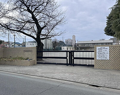 仙波小学校 628m