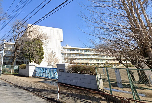 林小学校　
