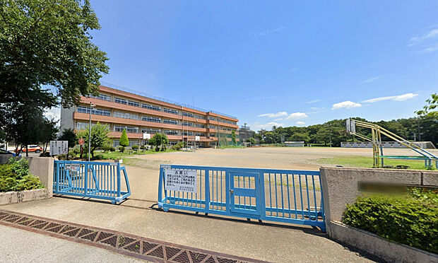 黒浜西中学校（約1,700m）