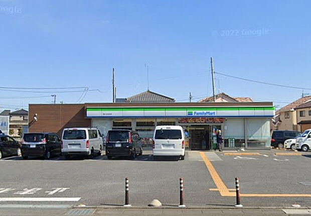 ファミリーマート桶川上日出谷店（約583m）