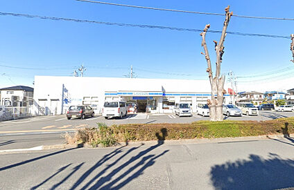 ローソン鶴ヶ島松ヶ丘三丁目店 827m