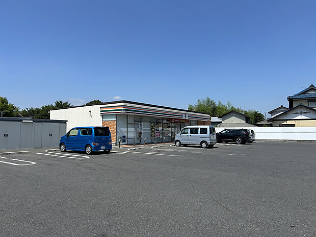 セブンイレブン坂戸浅羽野店（約785m）