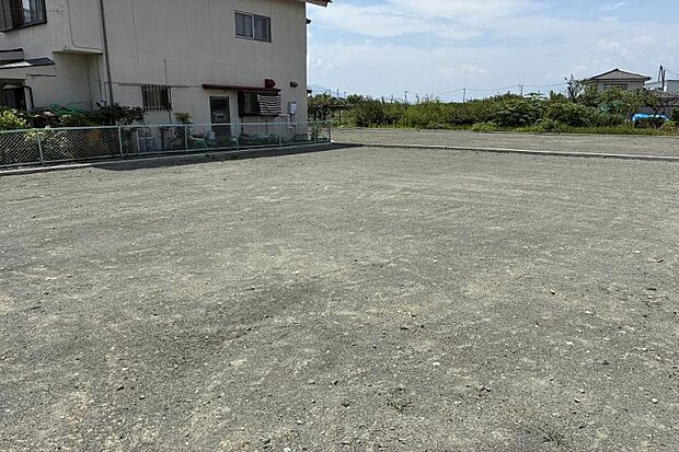 No.1_土地3(撮影_2025年7月)敷地の北側より撮影。無料でプラン・御見積の作成を行っております。お気軽にお問い合せください。