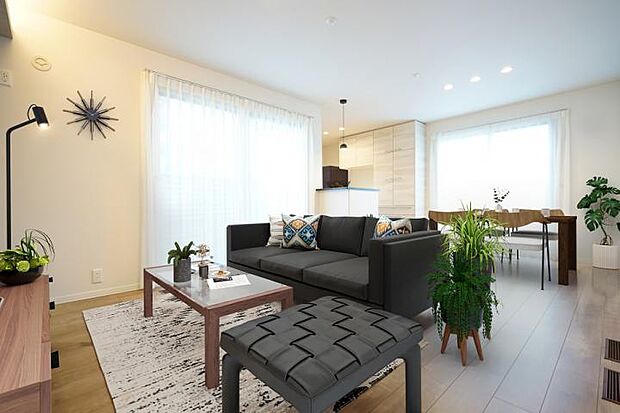 【No.4_LDK2(撮影_2023年12月)】大きな窓の二面開口のLDKは明るい空間を創出します。壁にはニッチ飾り棚を採用し、住まう方の思い出やお子様の作品等、ディスプレイを楽しめそう。※一部CG加工有