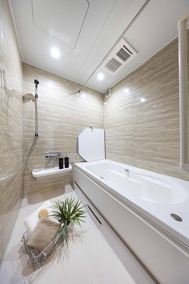 【No.3_浴室（撮影_2025年12月）】浴室乾燥機付きでお掃除もしやすいオリジナルシステムバスです。